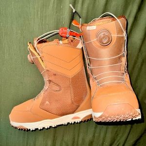 Burton Imprint 2 snowboarding boots W9